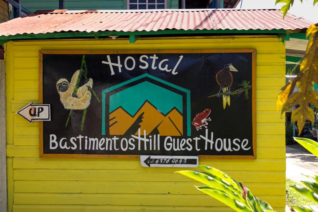 Bastimentos Hill Guest House โบกัสทาวน์ ภายนอก รูปภาพ